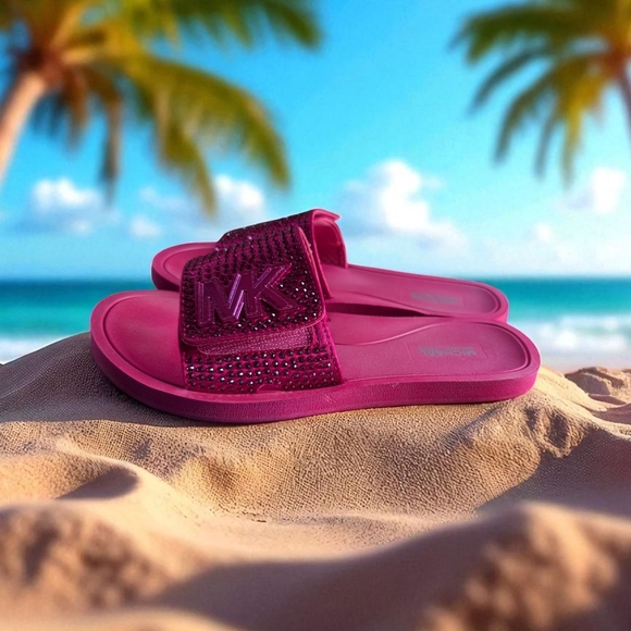 Michael Kors Mk Pool Slide Sandal In Dragon Fruit Size 7 (EUC) - Picture 5 of 10